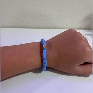 Blue stretchy bracelet